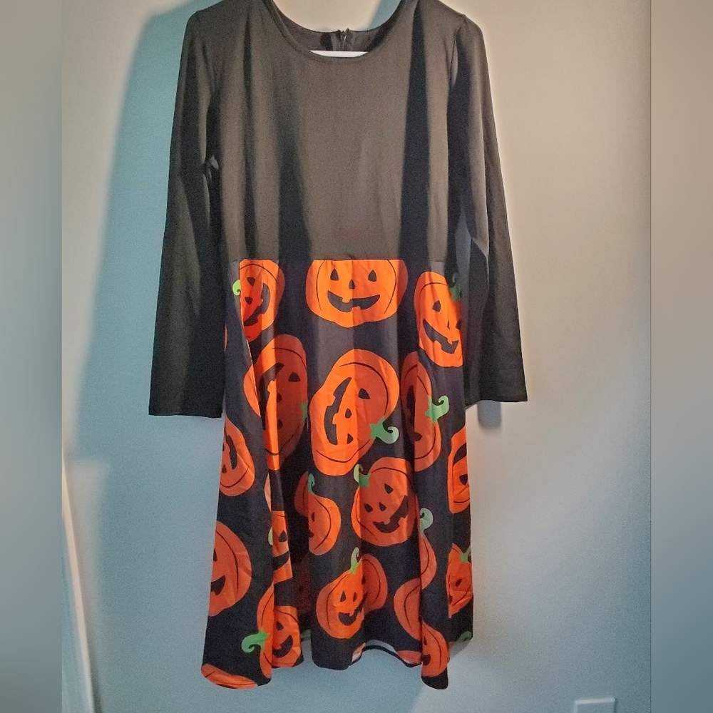 Black and Orange Pumpkin Dress Size Large